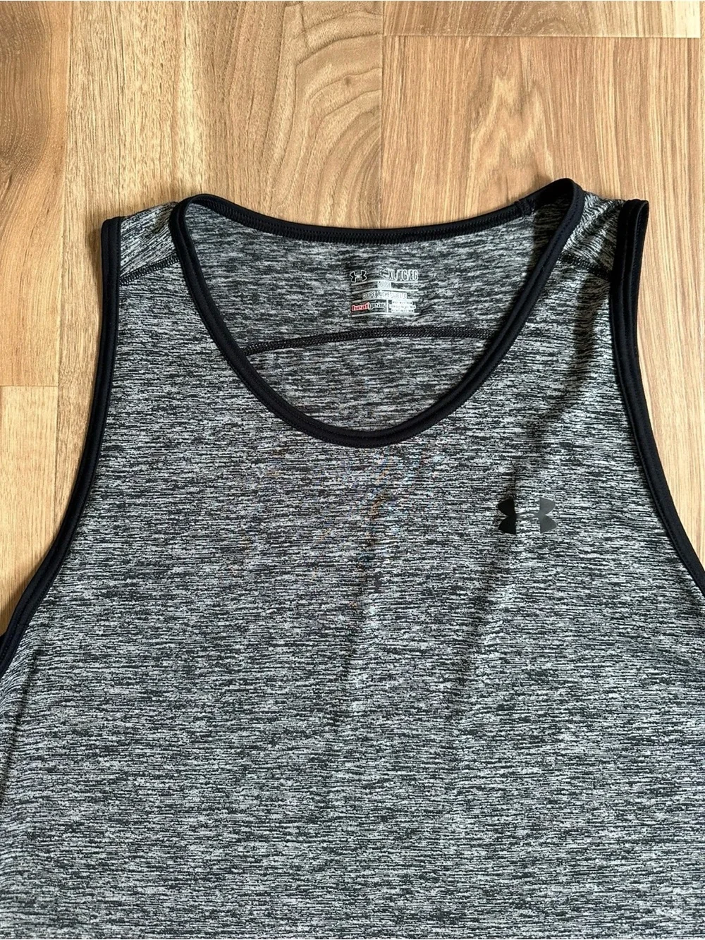 4 Men’s XL Tank Top Bundle